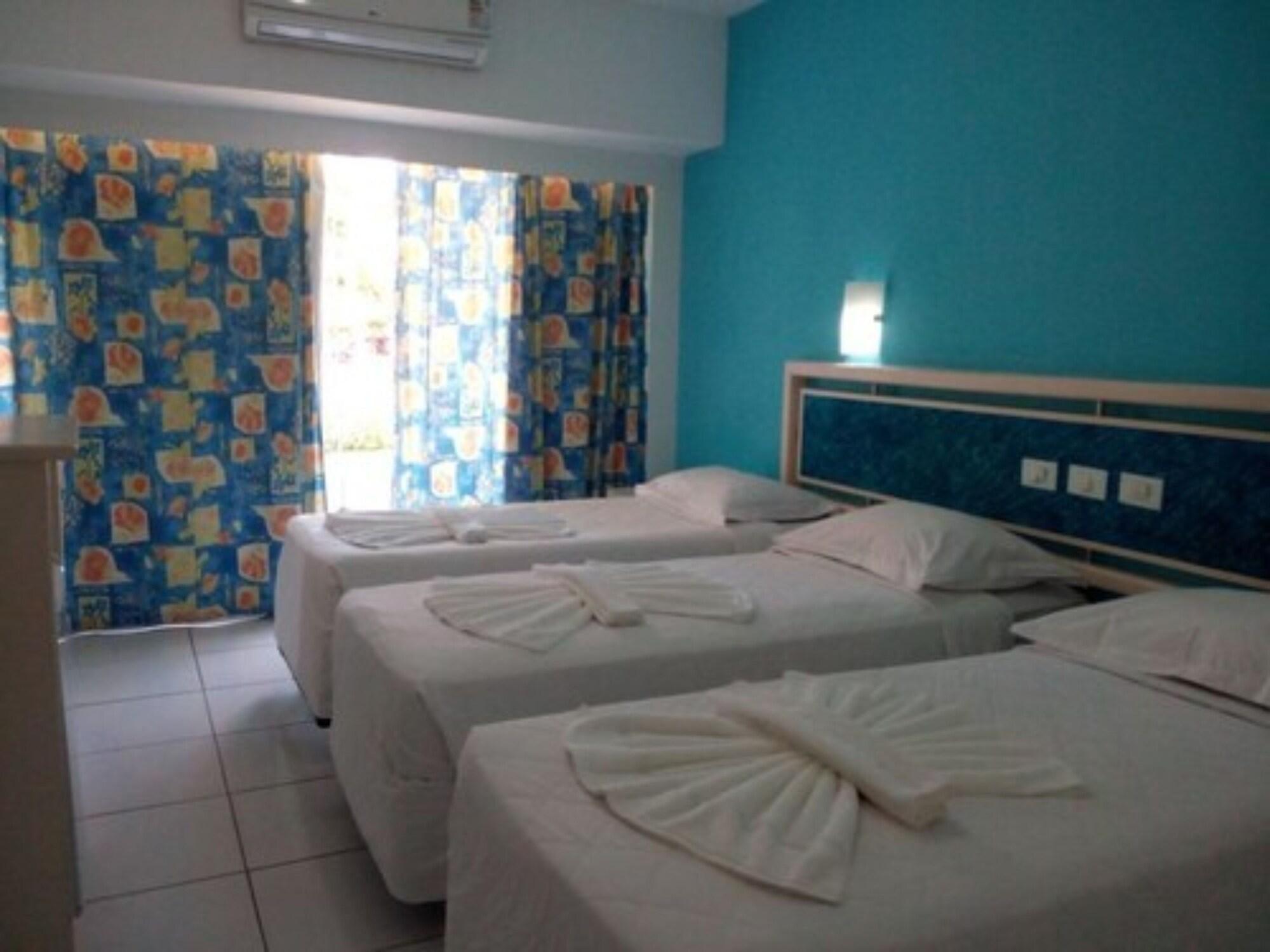 Bosque Do Porto Hotel 4*